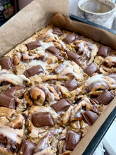 Cinnamon bun & Cadbury’s caramel Blondie