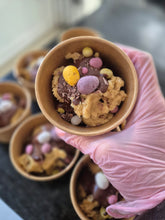 MINI EGG AND NUTELLA COOKIE DOUGH POT