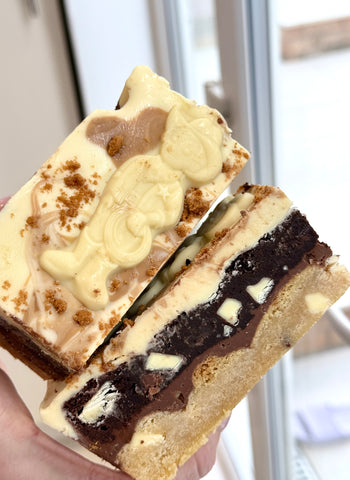 Milkybar, biscoff & crunchie brookie slice
