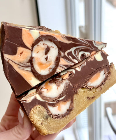 CREAM EGG COOKIE PIE SLICE