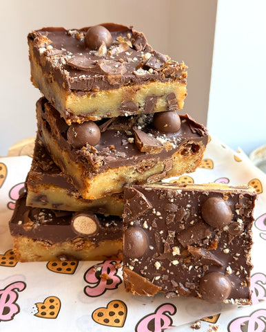 Dime Bar & Malteser Blondie