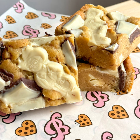 Milkybar cookie crumble cookie block