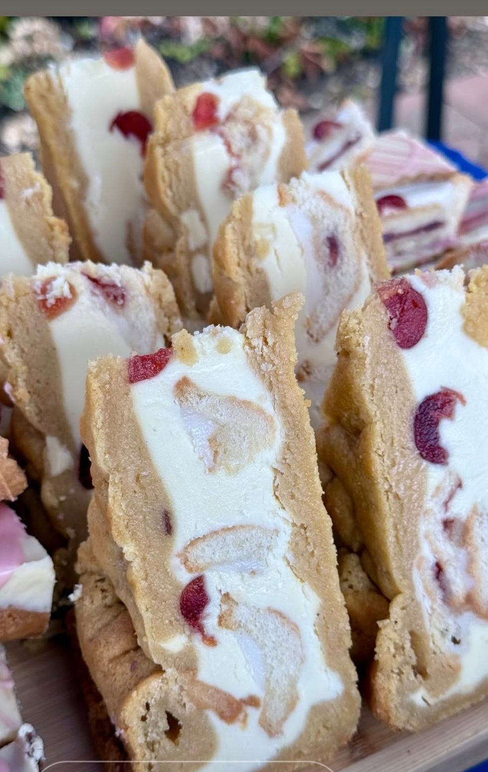 CHERRY BAKEWELL COOKIE PIE SLICE