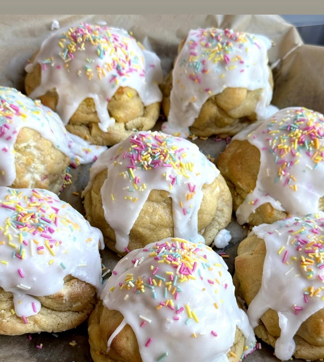 OLD SKOOL SPRINKLE CAKE STUFFED COOKIE